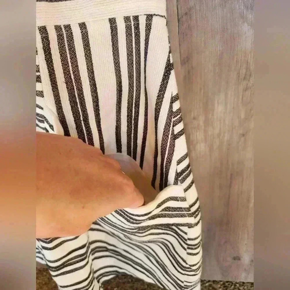 A.L.C White/Black Striped Halter Neck Front Pocket Mini Dress Size 4 - Picture 10 of 14